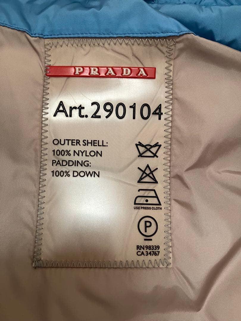 プラダスポーツ　ダウンベスト　レディース