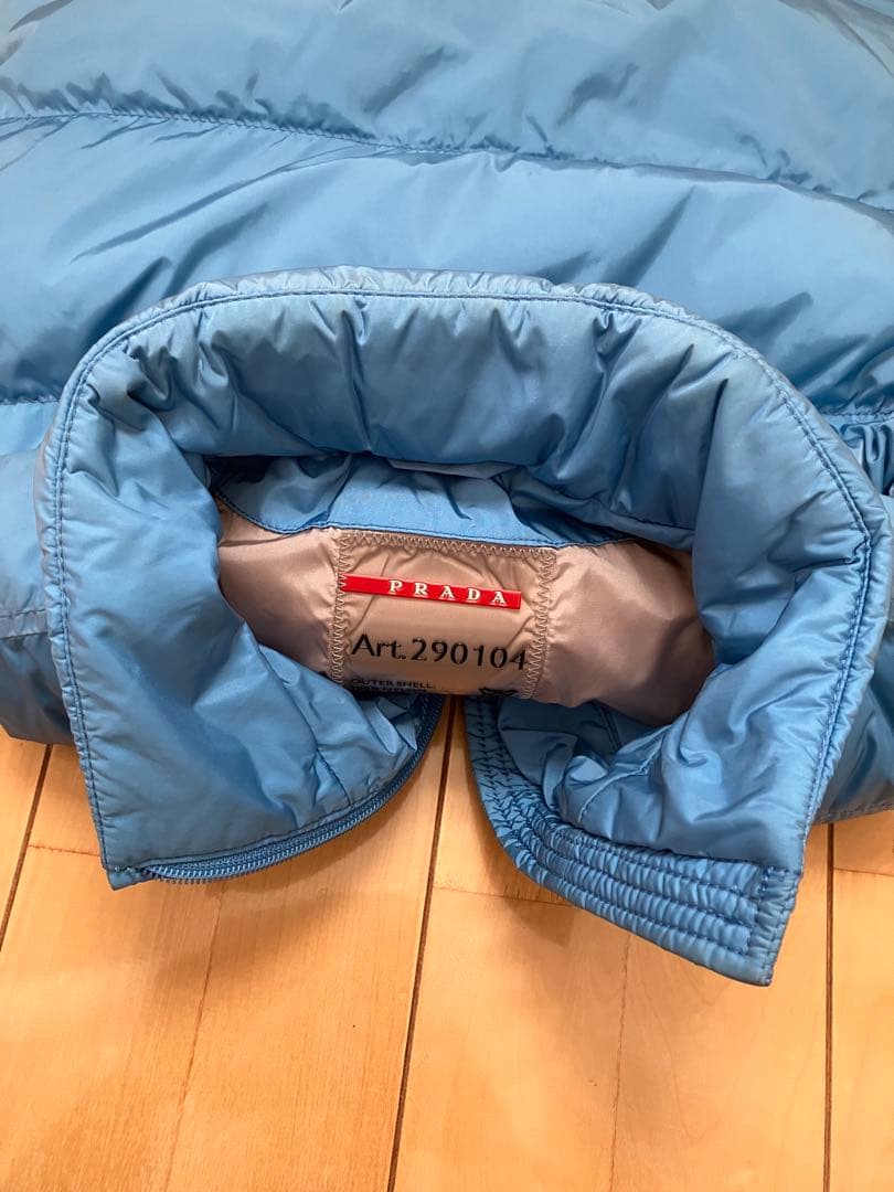 プラダスポーツ　ダウンベスト　レディース