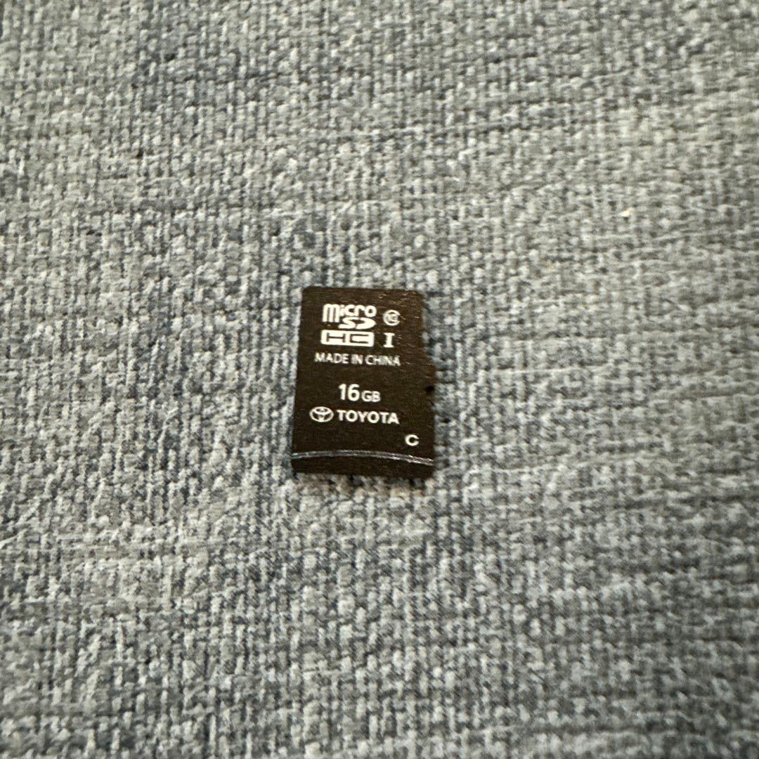 トヨタ純正ナビ　NSZT-W66T 地図SD 08675-0BG36