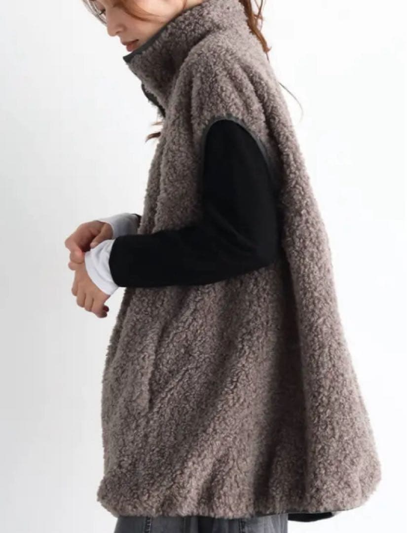 ♡*♡様 【新品】CLOVEリバーシブルボアベスト