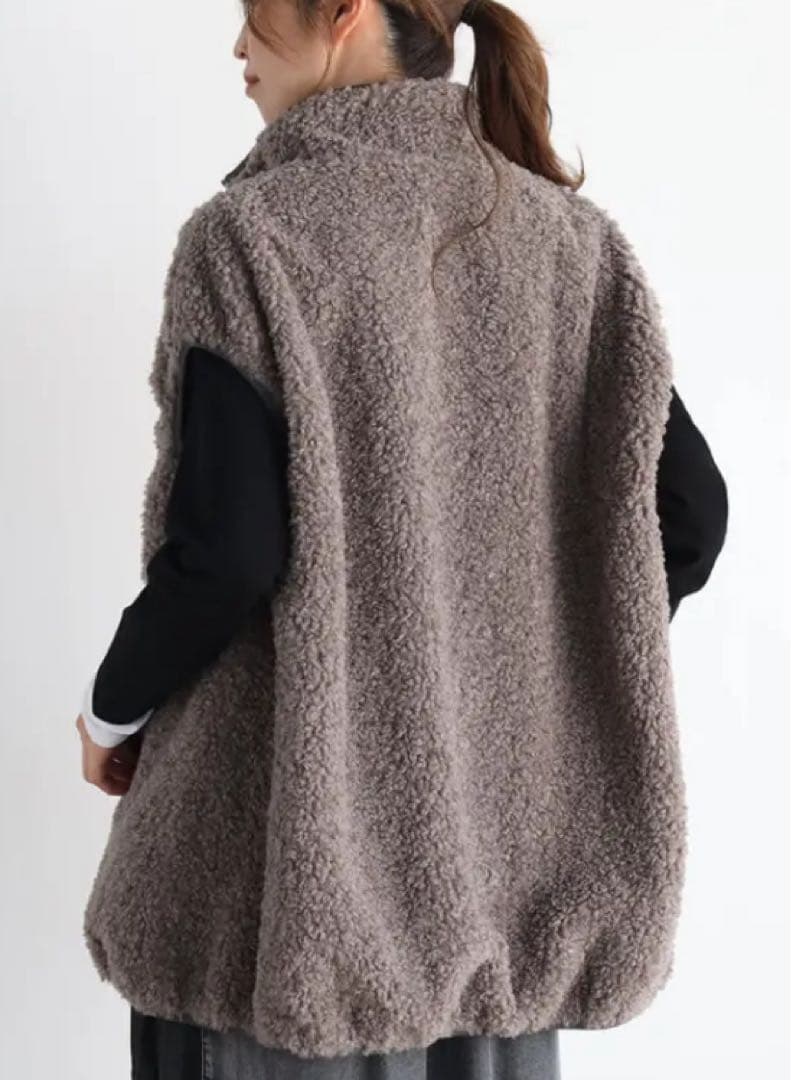 ♡*♡様 【新品】CLOVEリバーシブルボアベスト