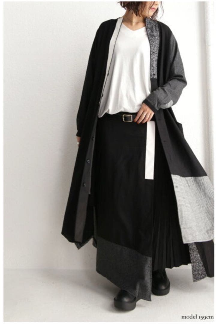 タグ付き新品未使用　アンティ異素材ロングコート　レア　デシグアル好きな方にも