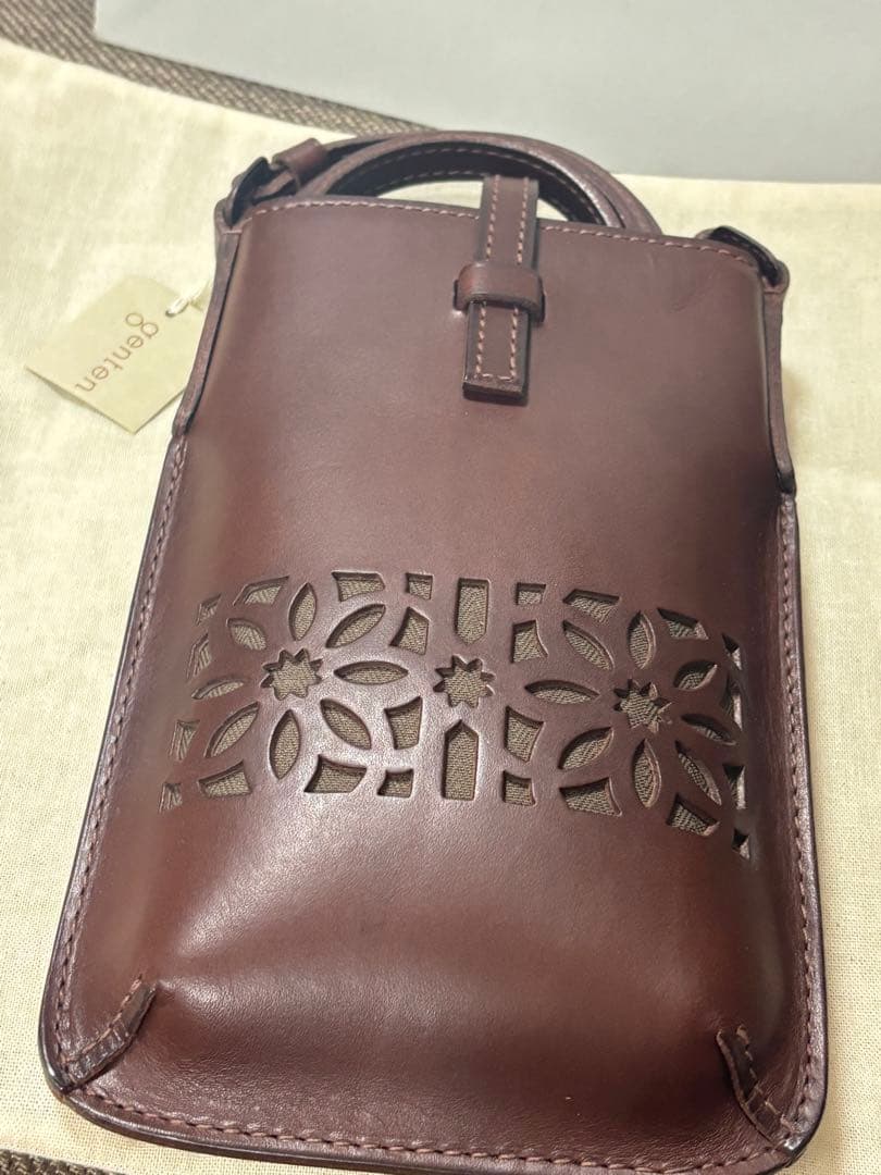 ゲンテン　genten カットワークスマホショルダーバッグ