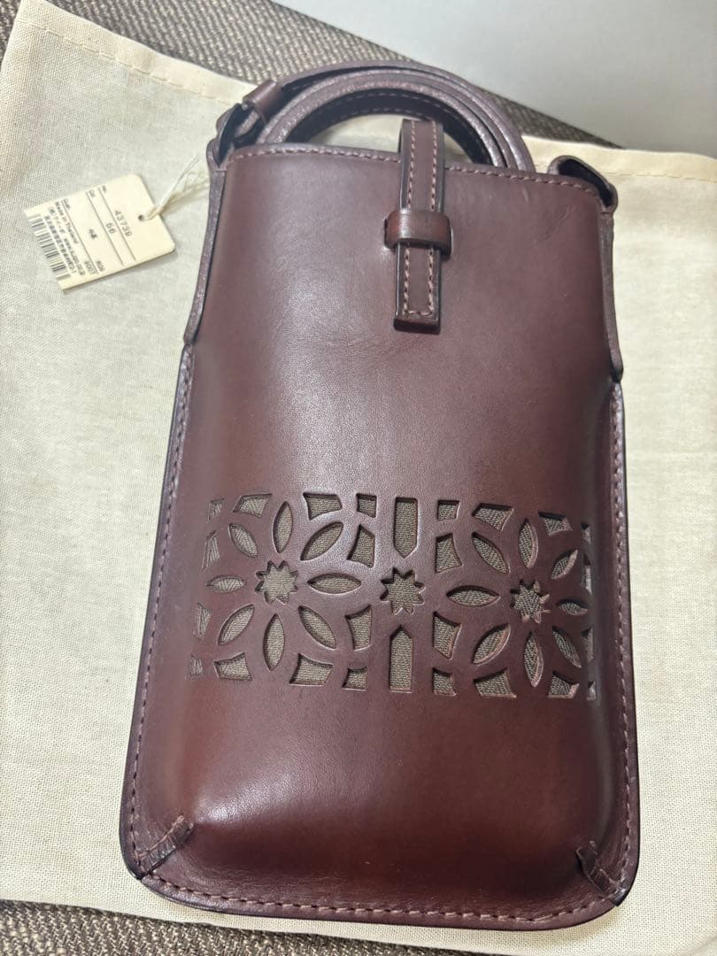 ゲンテン　genten カットワークスマホショルダーバッグ