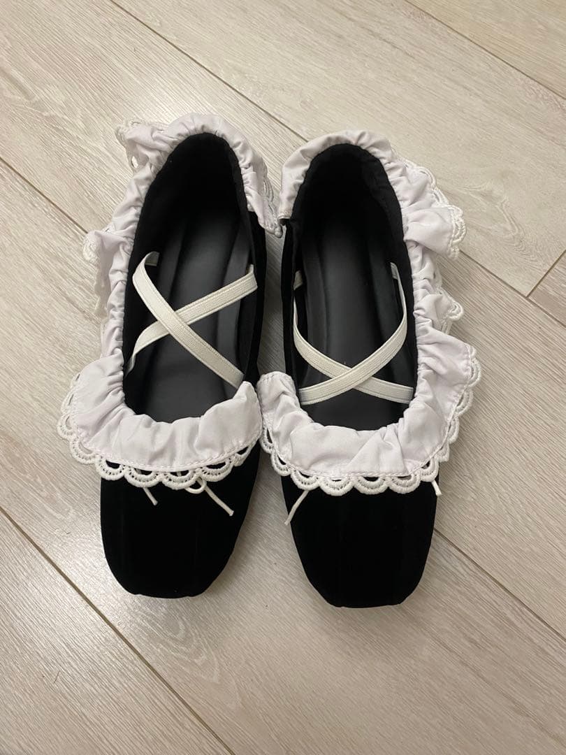 Bibiy. B. LACE BALLERINAS ビビィフラットバレエシューズ
