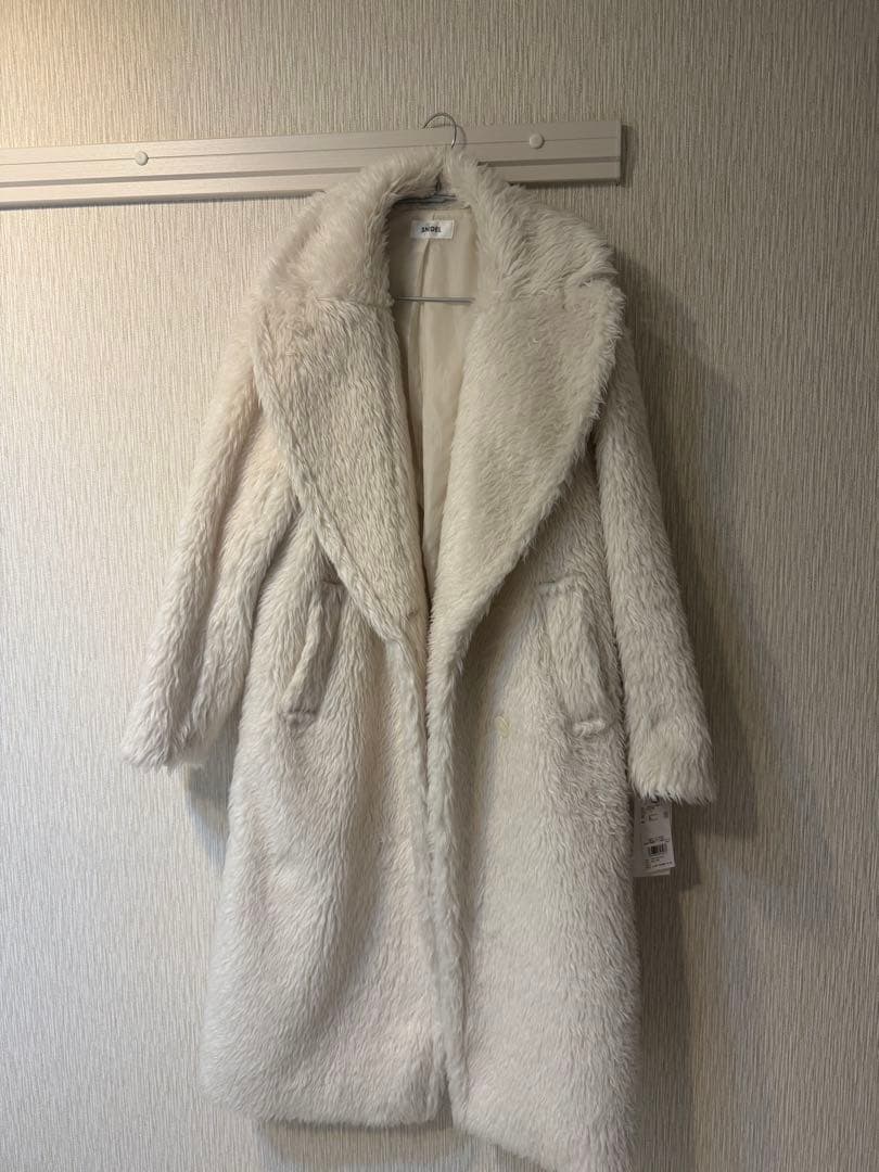 スナイデル　 ボアロングコート 白　新品未使用