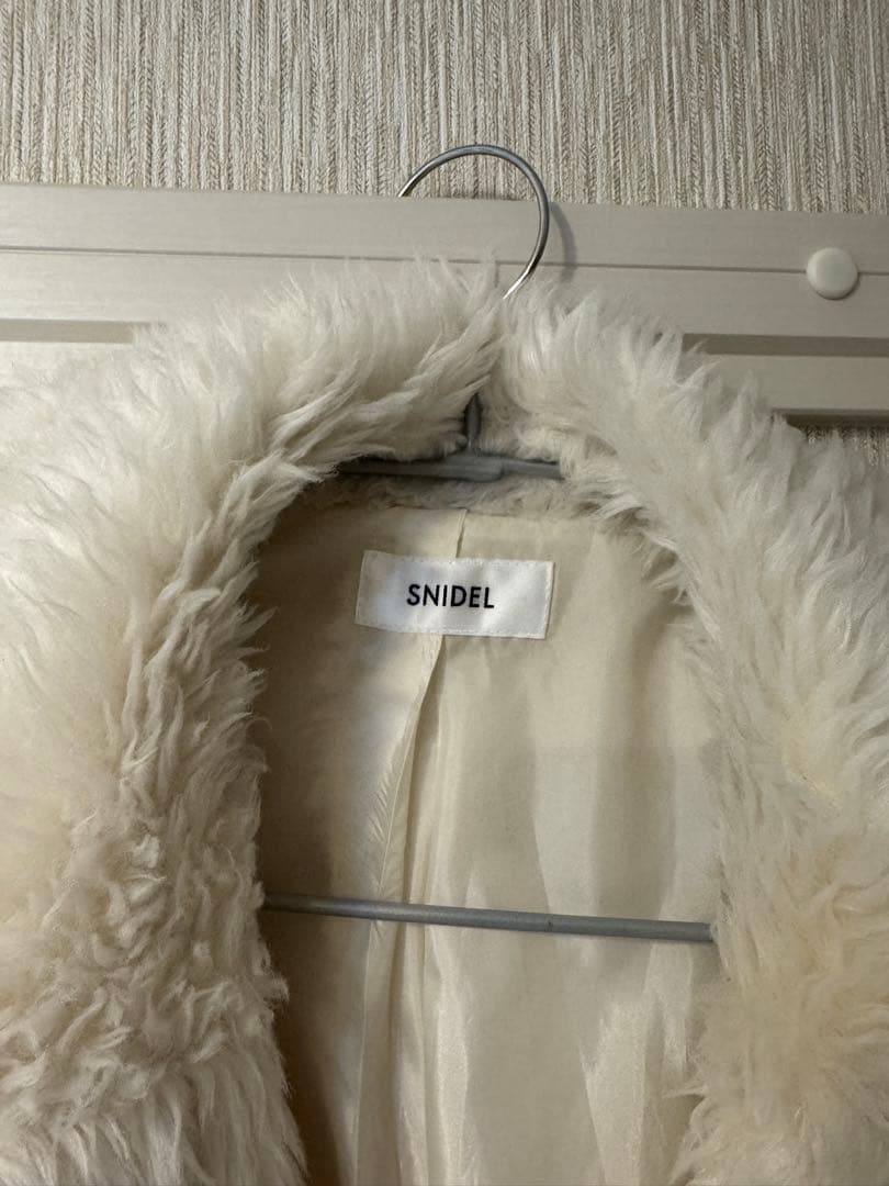 スナイデル　 ボアロングコート 白　新品未使用