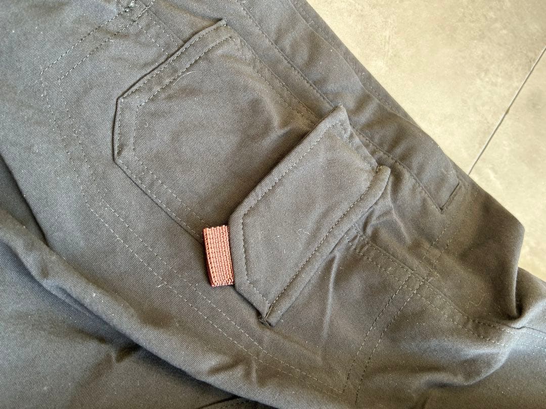 Nike ACG OREGON シリーズ　ブラックカーゴパンツ　ナイキ