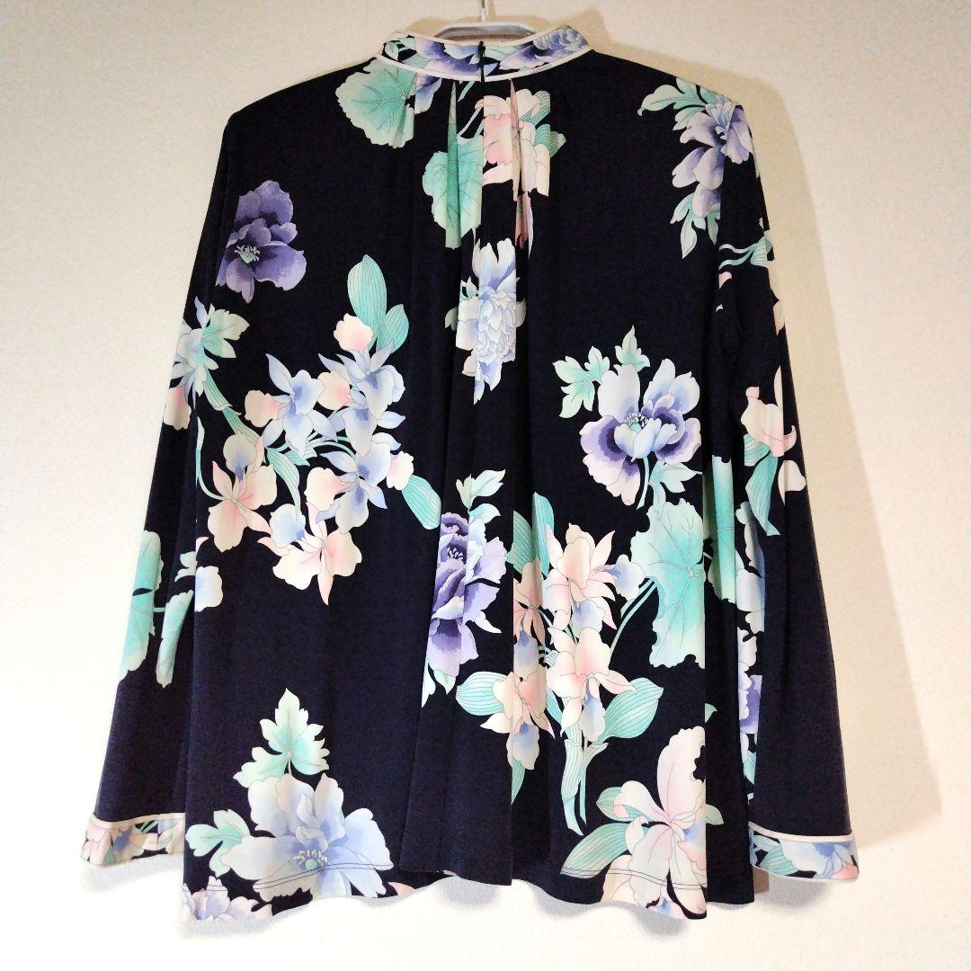 LEONARD PARIS レオナール　パリス　カットソーシルク　紺花柄　42