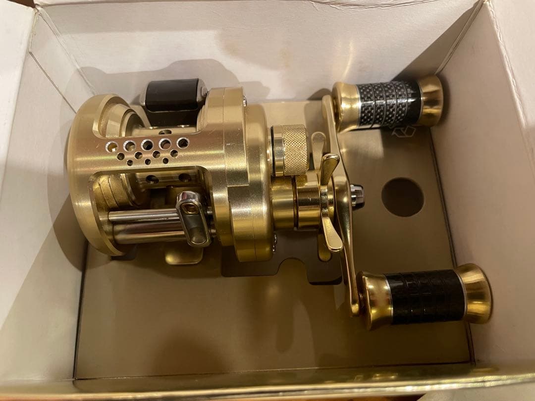 SHIMANO CALCUTTA CONQUEST 51 カルカッタコンクエスト