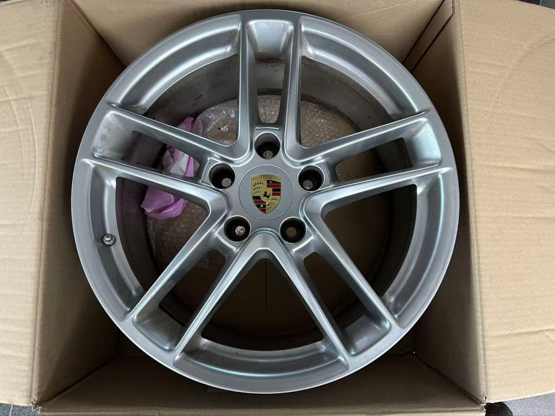 美品　ポルシェ　純正　パナメーラ　ホイール　空気圧センサー付き　19インチ