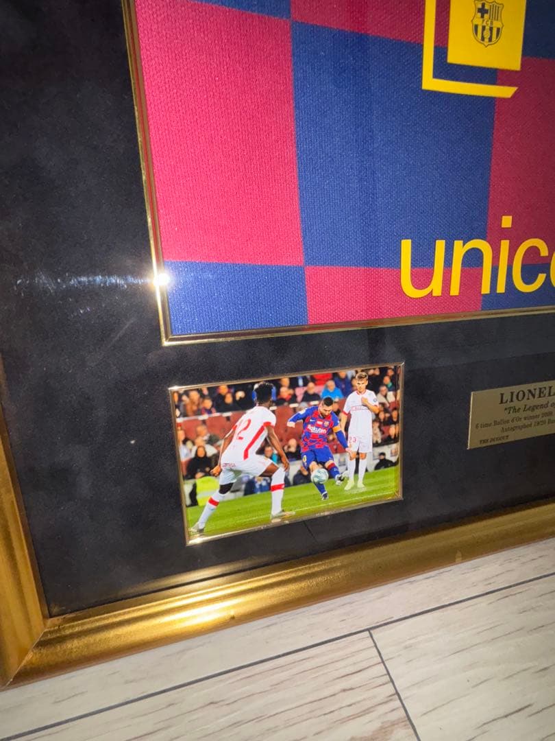 THE DUGOUT メッシ サイン入りユニフォーム フレーム付き