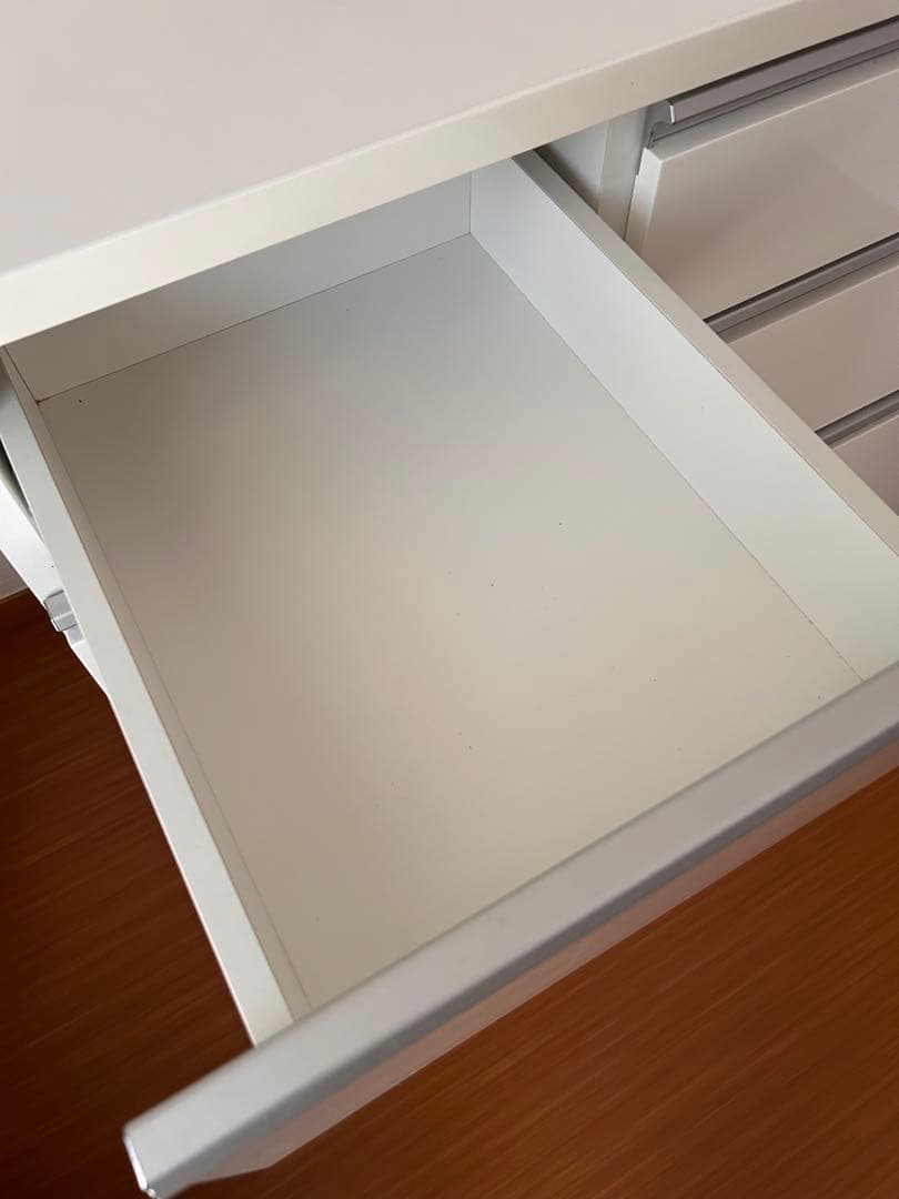 【断捨離中！様】ホワイトキッチンカウンター 4引き出し１扉