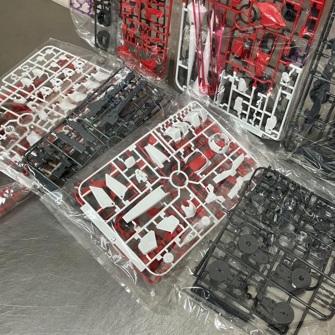 MG 1/100 アドヴァンスドジンクス デボラ機 プラモデル / BANDAI