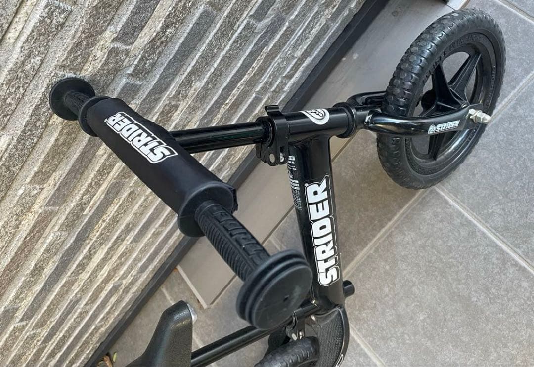 【即購入OK】STRIDER スポーツ バランスバイク 黒