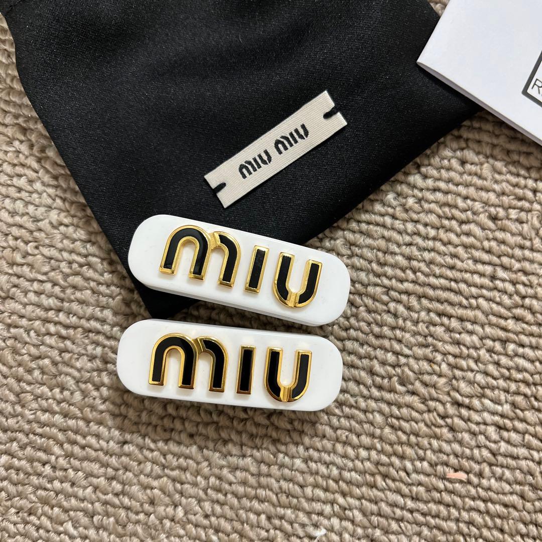 【miumiu】　ヘアピン　♡期間限定お値下げ♡