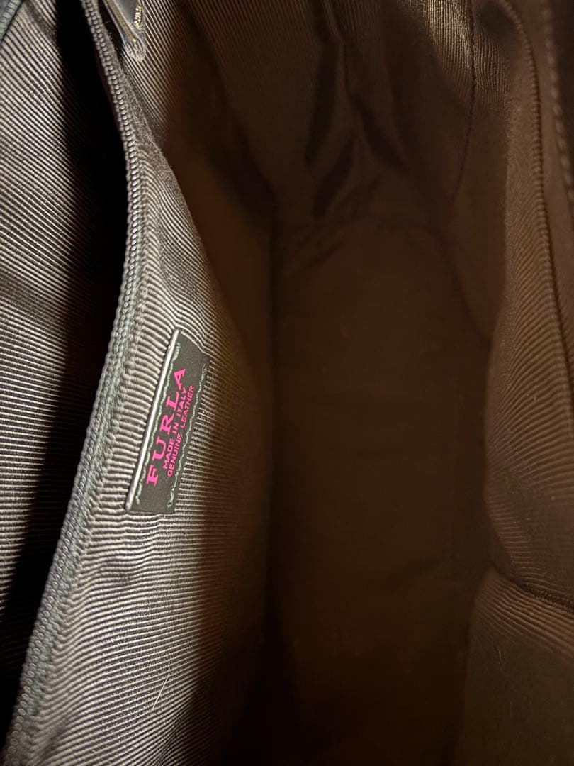 【FURLA】フルラ美品ショルダーバッグ２way