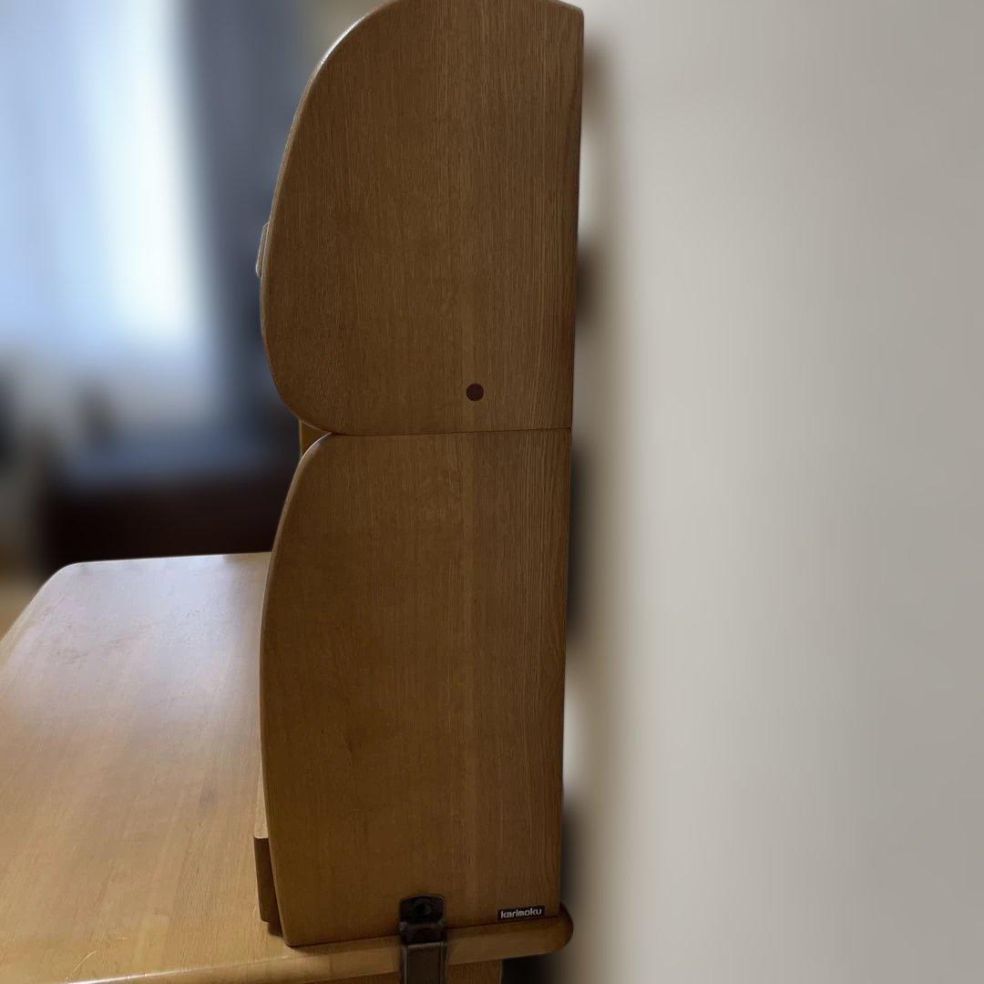 カリモク学習机、天然木机、