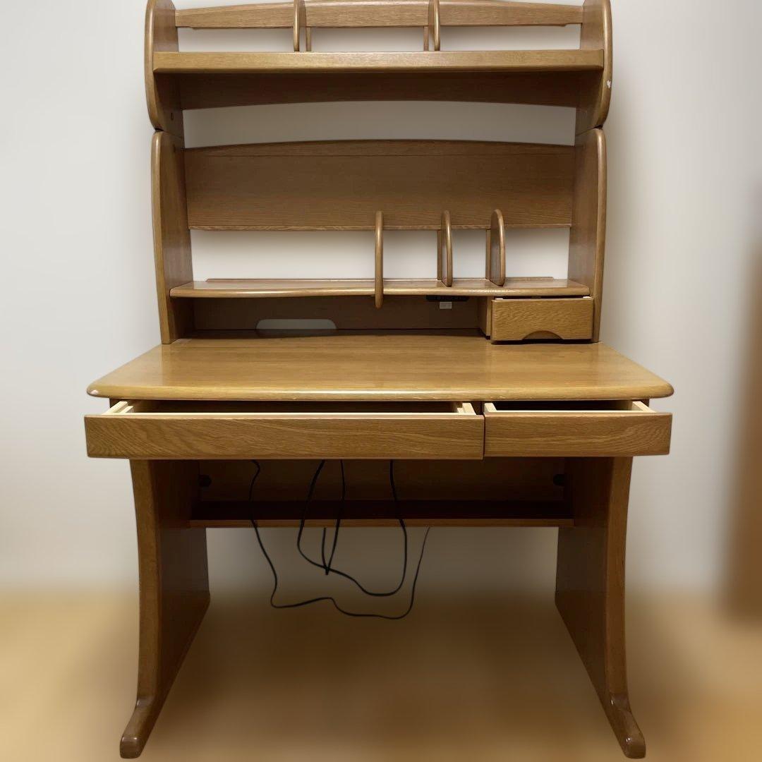 カリモク学習机、天然木机、