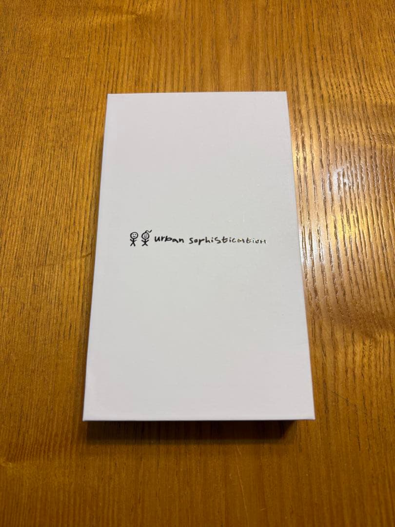 iPhoneアクセサリー urban sophistication chrome