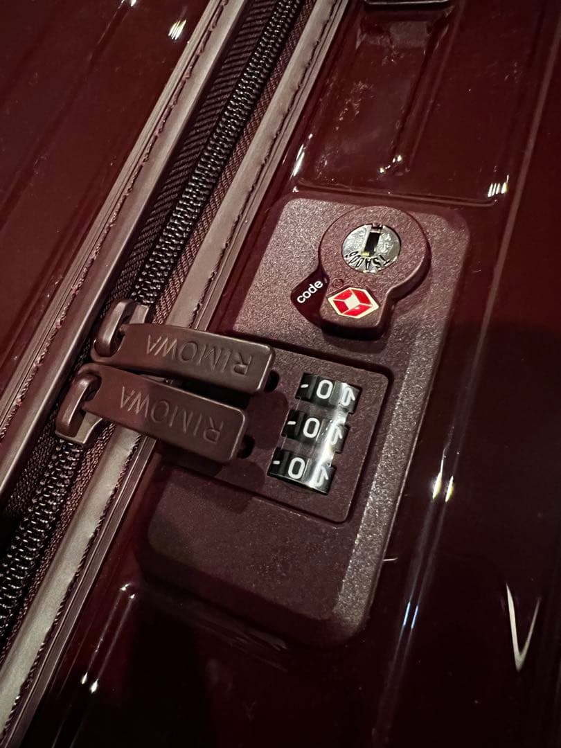 新品未使用【リモワ RIMOWA】エッセンシャル キャリー◎入手困難限定カラー