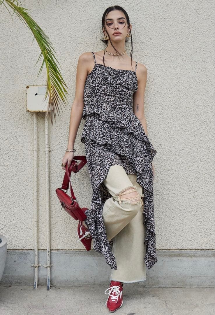 EVRIS レッド ハイヒールスニーカー　スニーカーミュール24〜24.5㎝