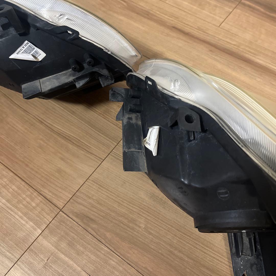 ヘッドライト 30プリウス US風