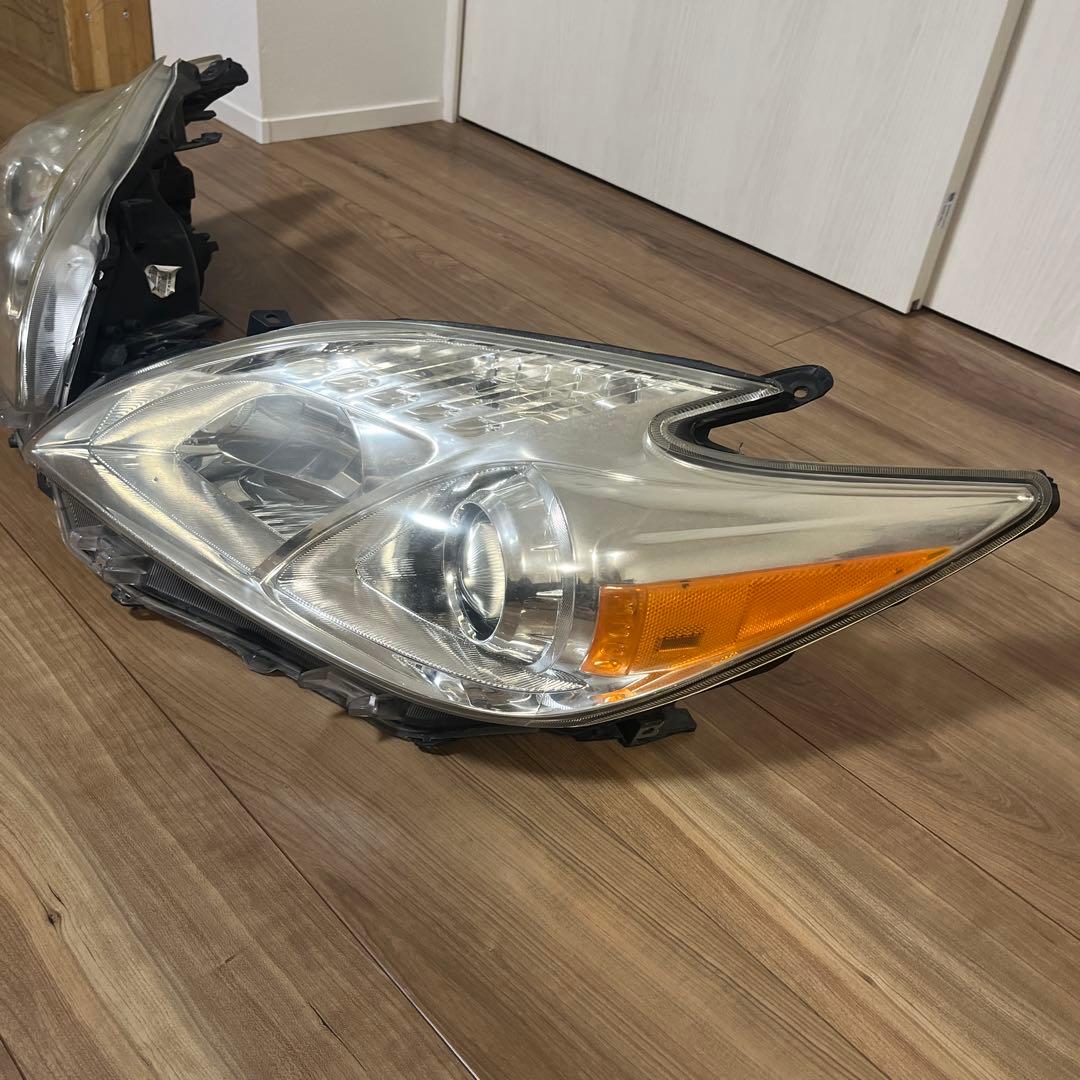 ヘッドライト 30プリウス US風