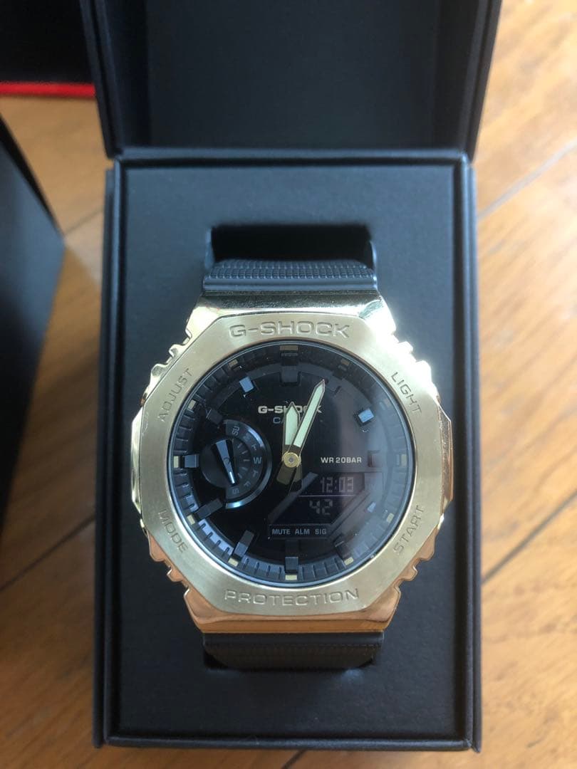 G-SHOCK GM-2100Gゴールド ブラック ラバーベルト時計