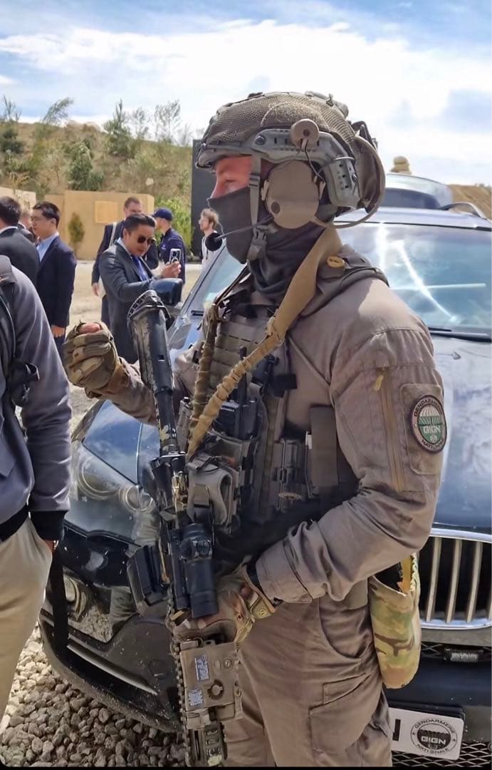 GIGNプレートキャリア　レプリカ