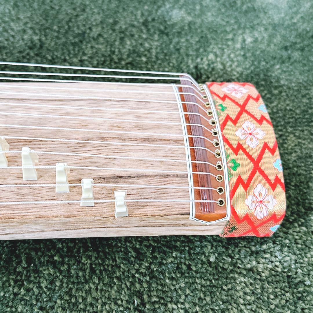 【未使用】ミニ琴 13弦 全長42cm 短琴 畳台座・お琴の手びき 和楽器