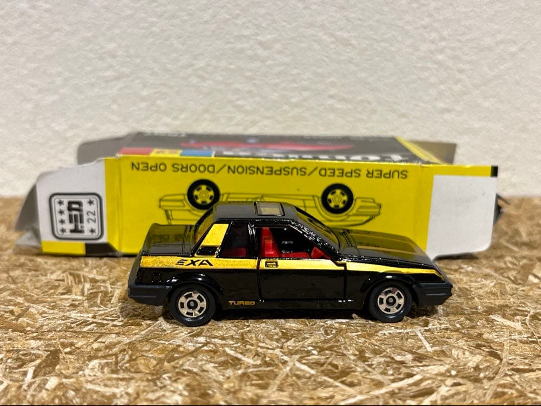 トミカ 日本製 黒箱 22-3-2 ニッサン パルサー クーペ エクサ SG