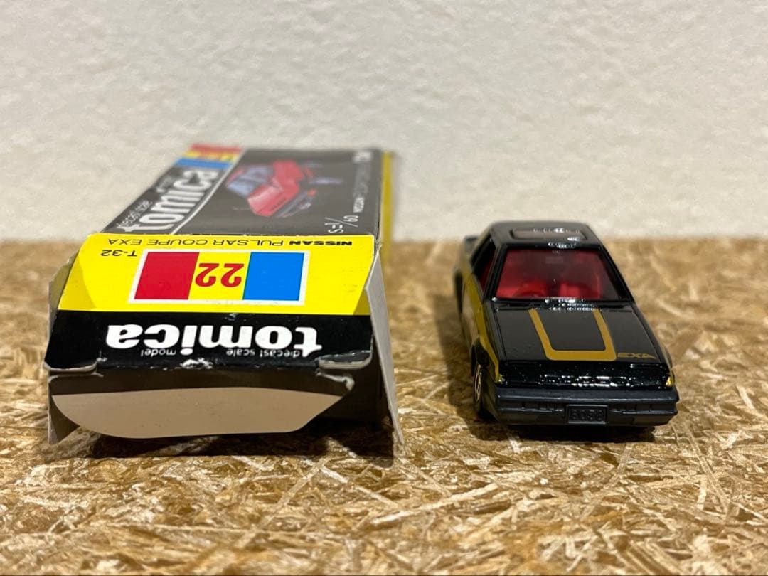 トミカ 日本製 黒箱 22-3-2 ニッサン パルサー クーペ エクサ SG