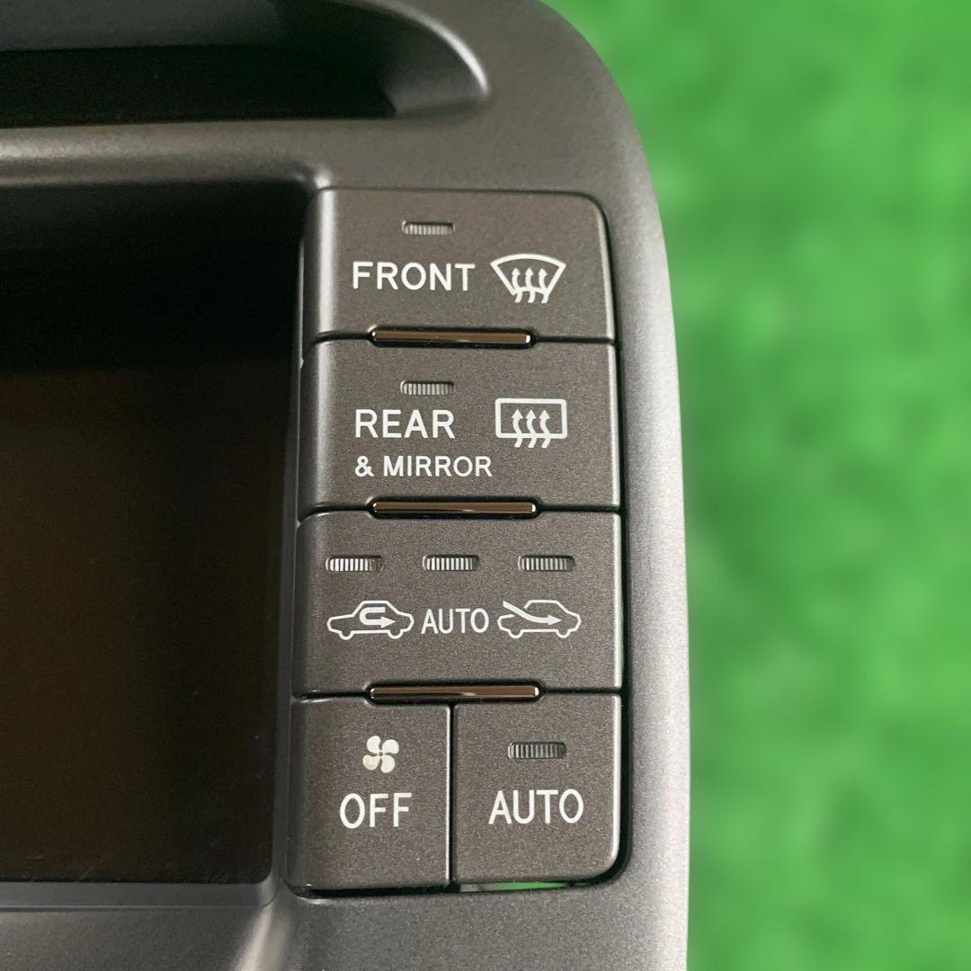 トヨタ　セルシオ　30 31 後期 純正カーナビモニターパネルセット　中古品