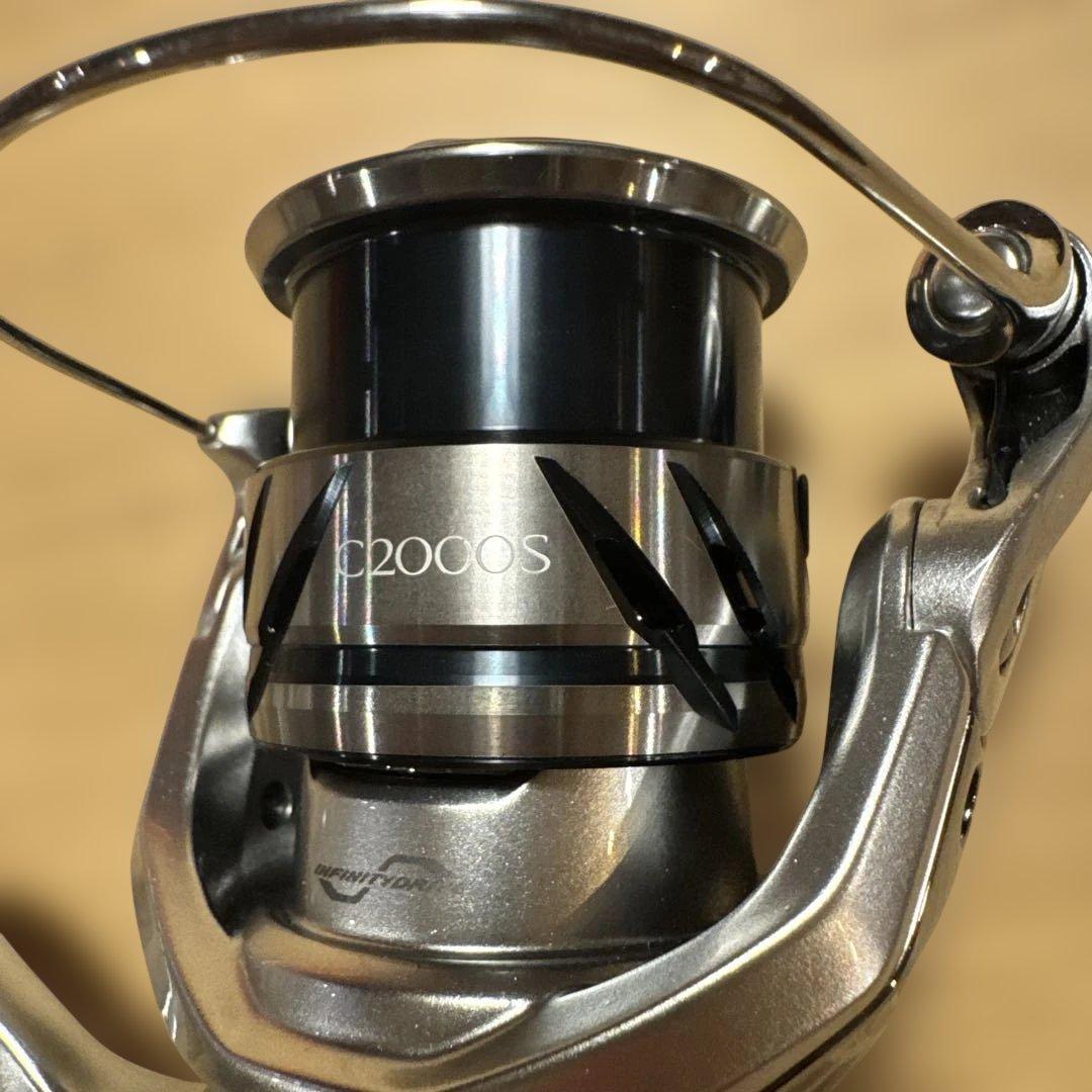 23 stradic 2000 c2000s シマノ　エリアトラウト