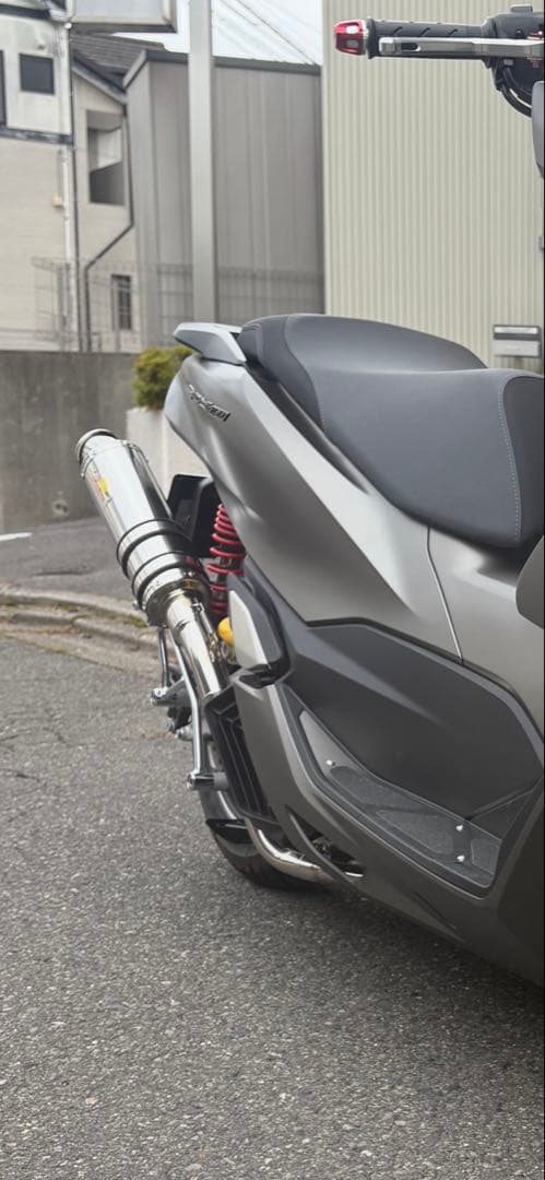 PCX125 PCX160 JK05 KF47 リアライズ マフラー