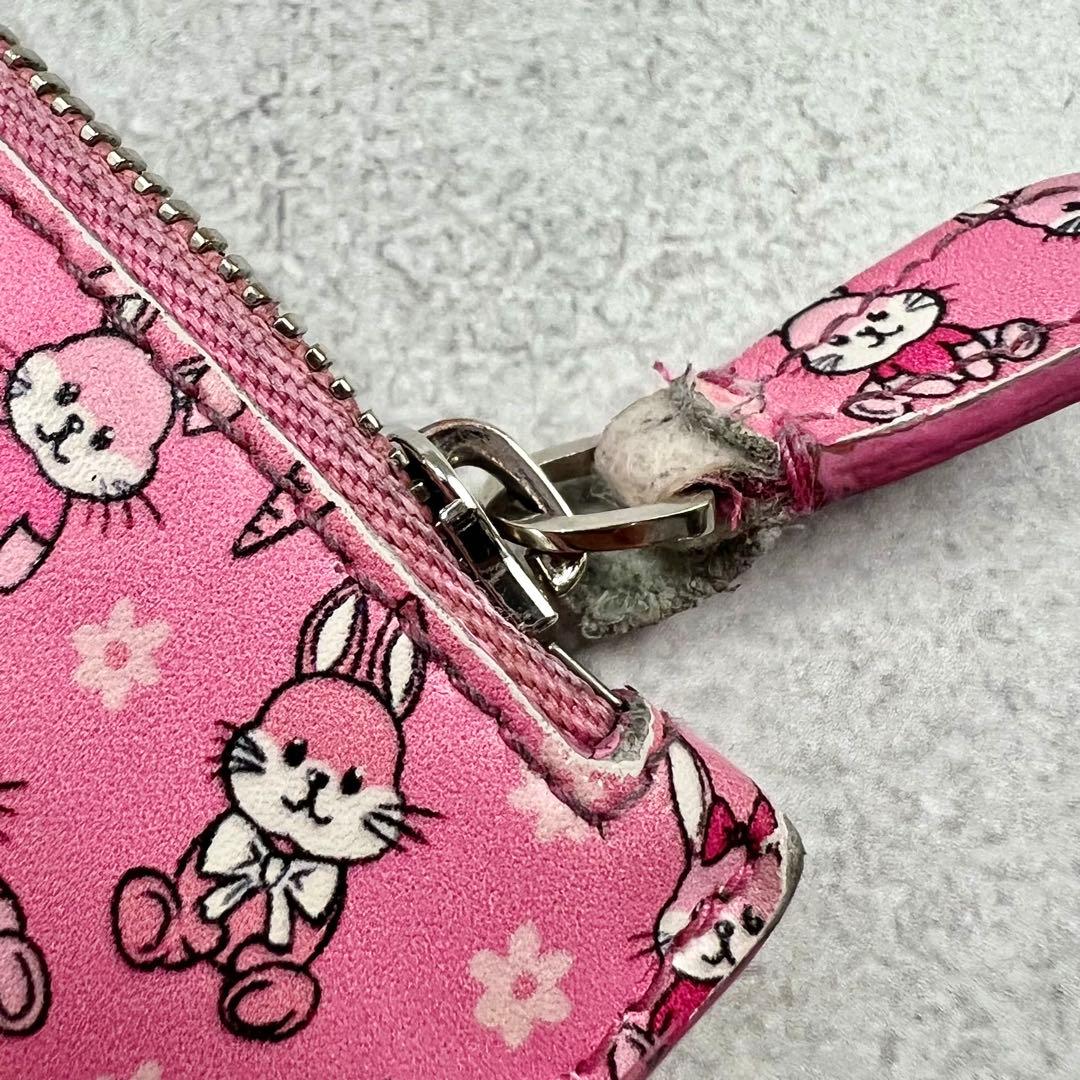 専用 BALENCIAGA バニーニューイヤー ケース 8228