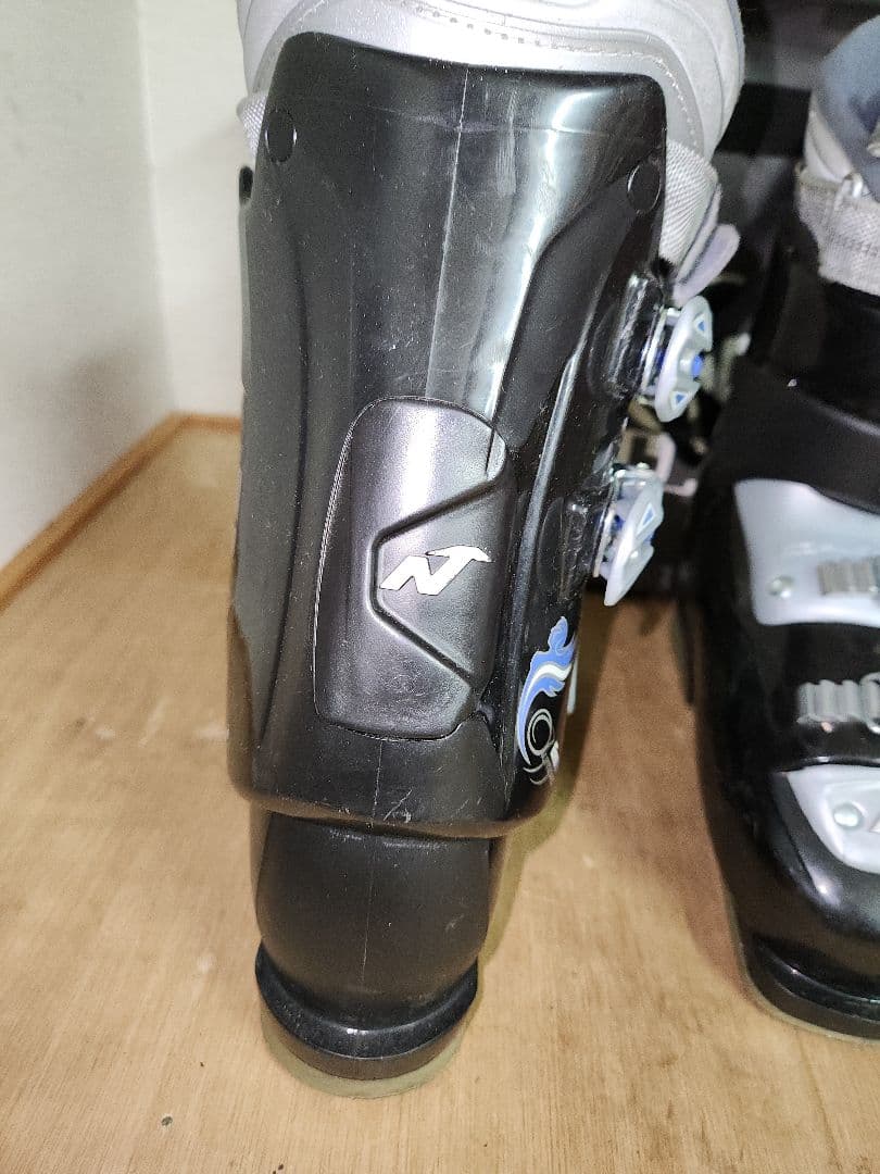 Nordica Extra Warmth スキーブーツ em6 23.5cm程度