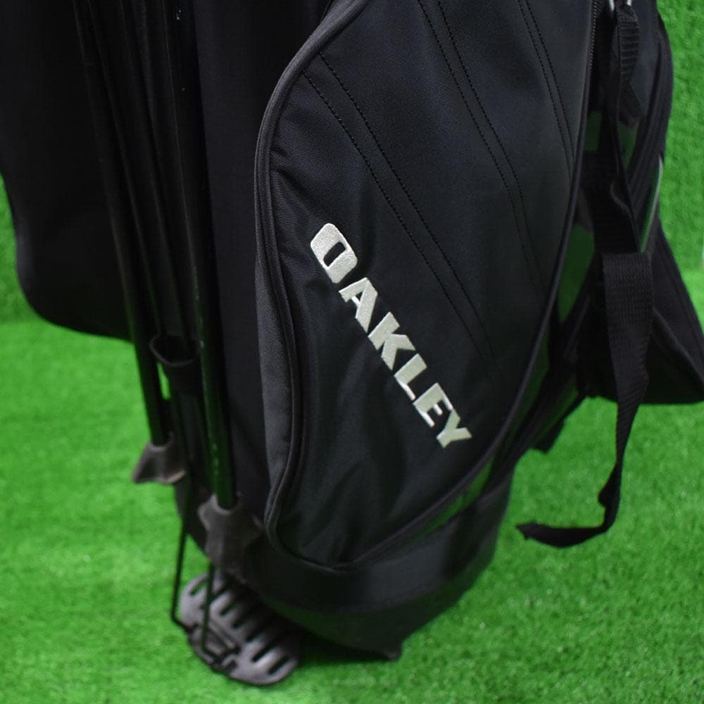ＯＡＫＬＥＹ オークリー ゴルフ スタンド式 キャディーバック 中古！