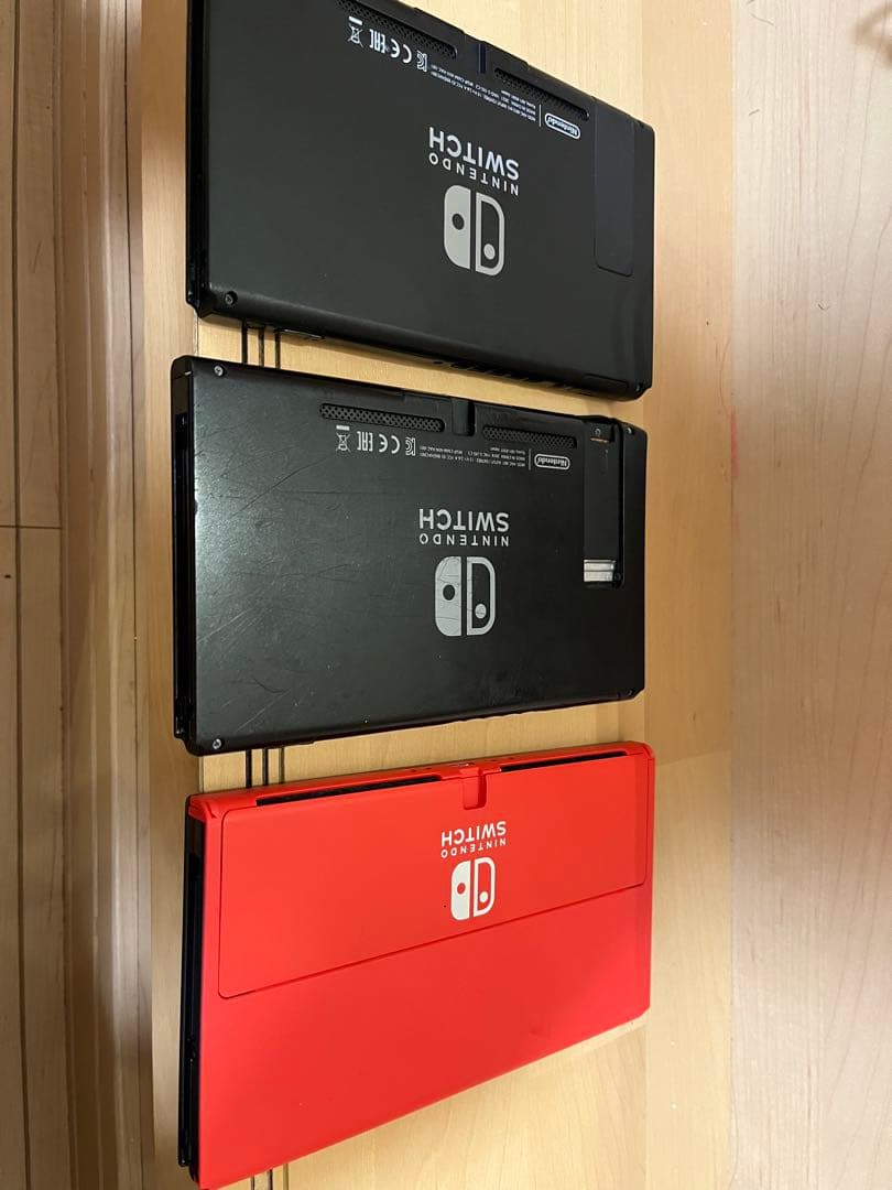 d*3様 Nintendo Switch 本体 3台 その他　ジャンク有り