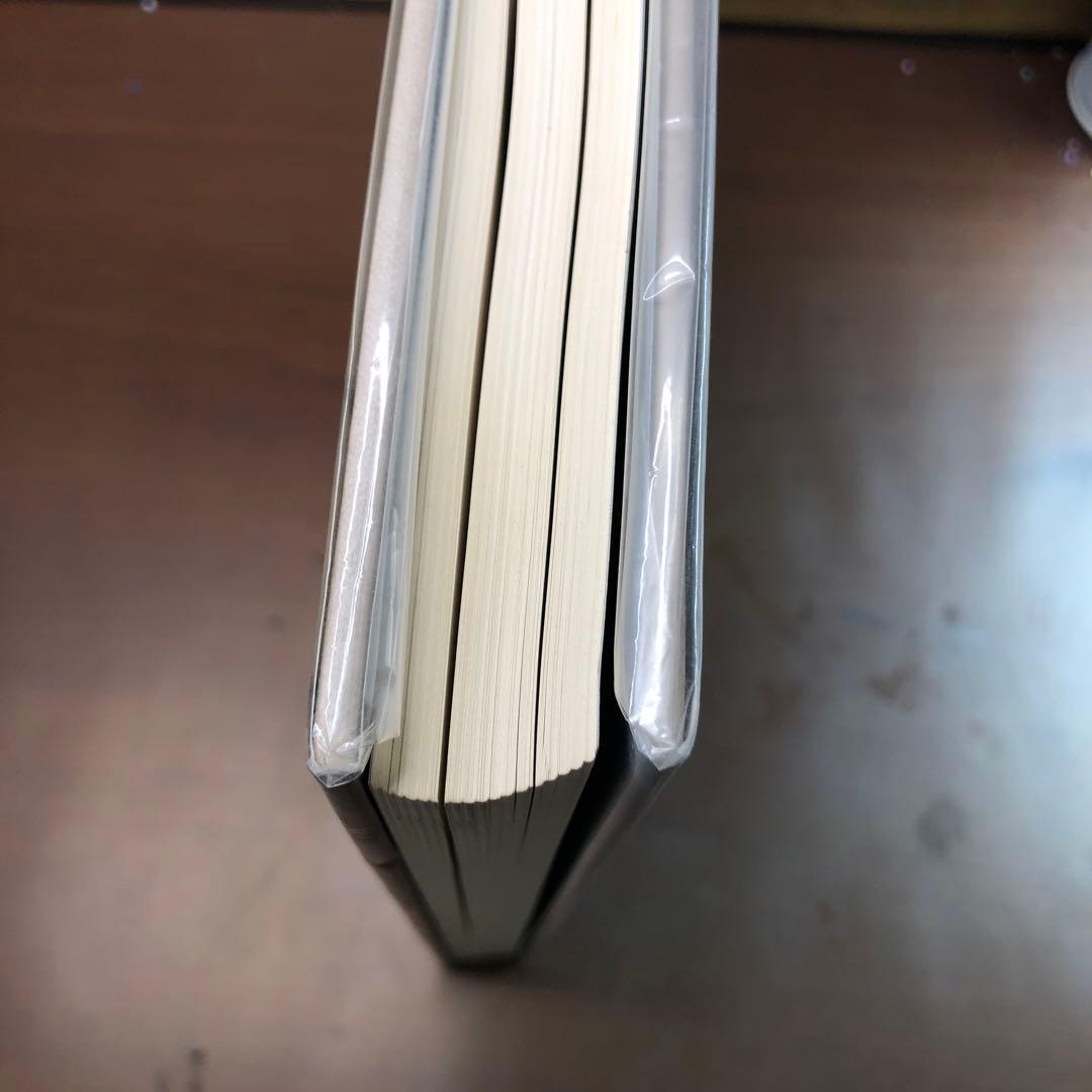 フィリップ・ガストン Retrospective 英語版