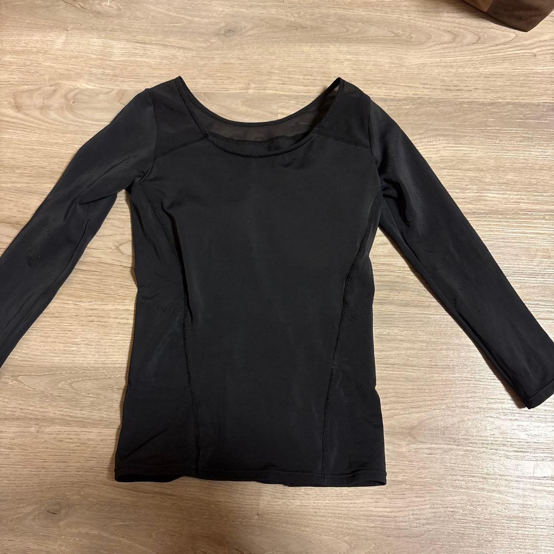 パーフェクトフォームトップス ロングスリーブ & レギンス セット Mサイズ