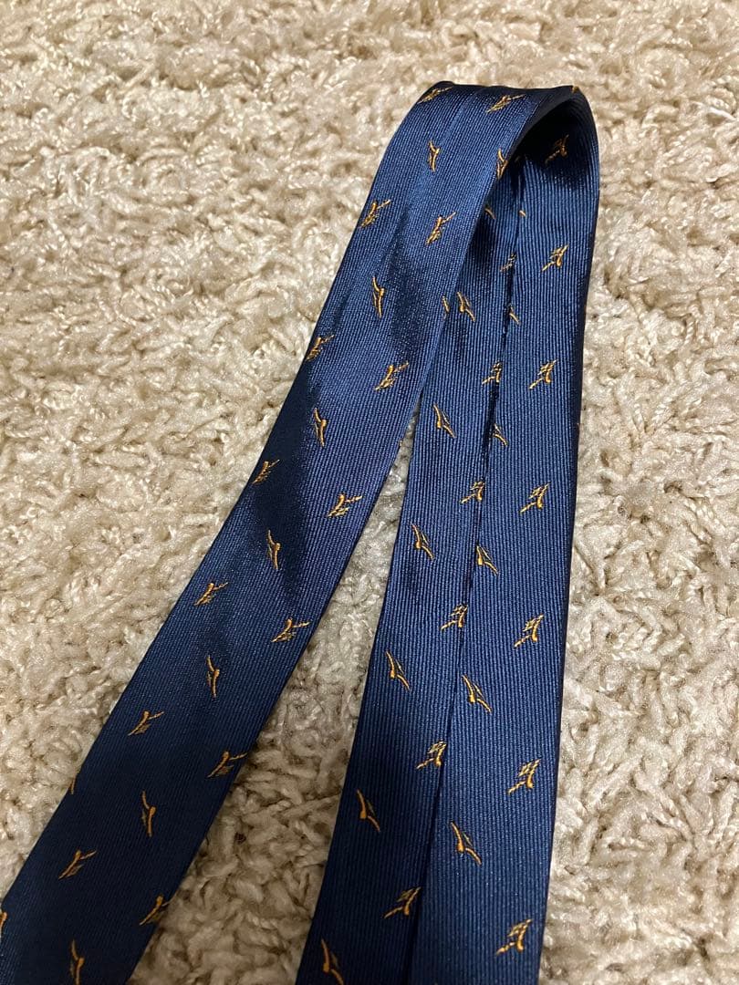 美品❗️tomorrow land トゥモローランド　セブンフォールドネクタイ