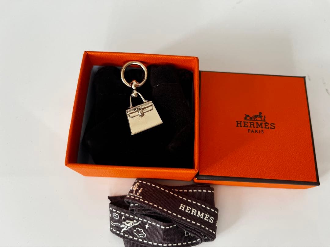 新品未使用　エルメス　ツイリーリング　ミニケリー　ゴールド