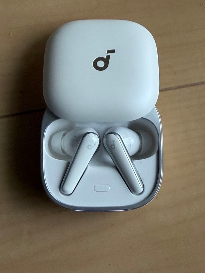 anker soundcore Liberty 5 ワイヤレスイヤホン