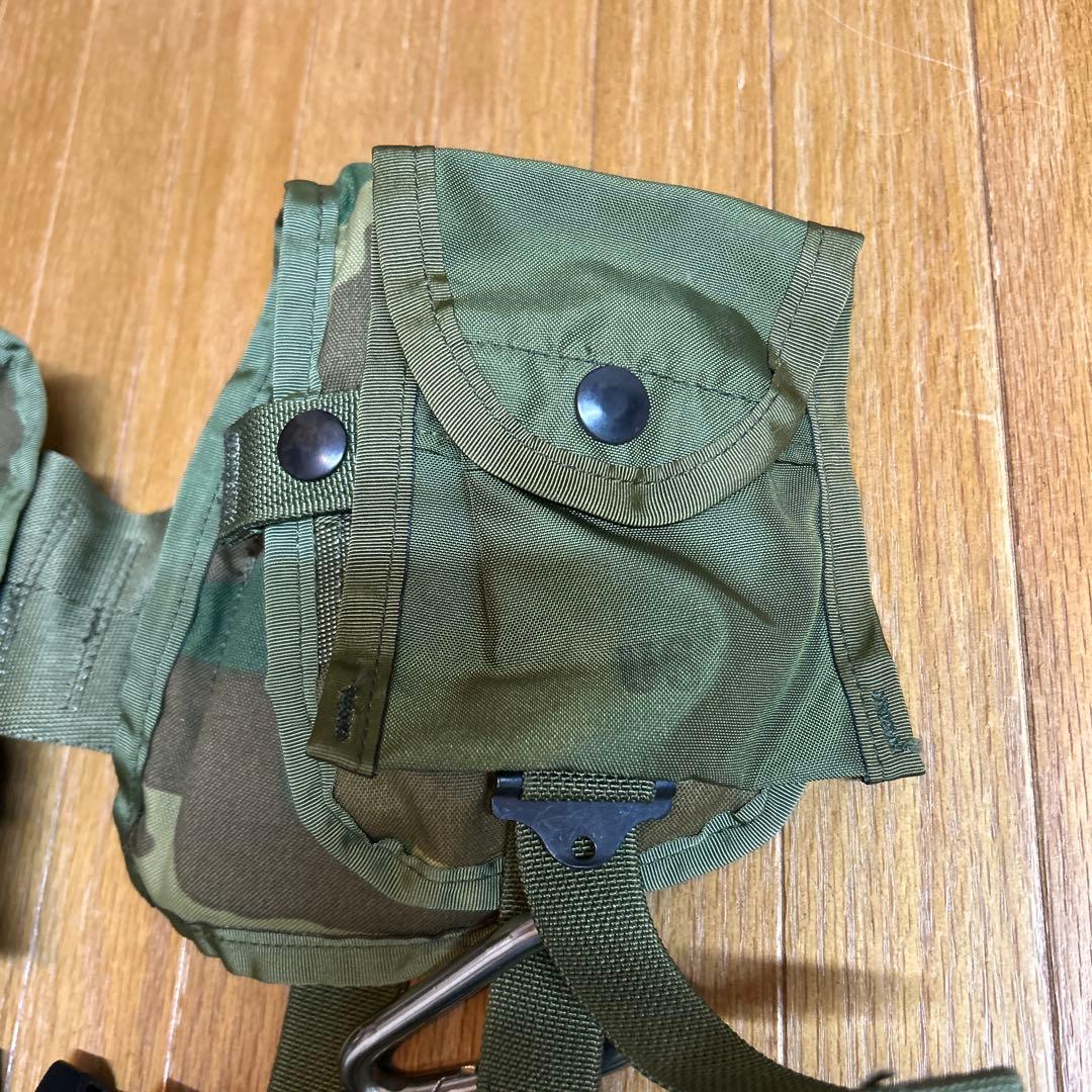 アメリカ軍 TLBV タクティカルロードベアリングベスト　水筒　マガジン入ら等
