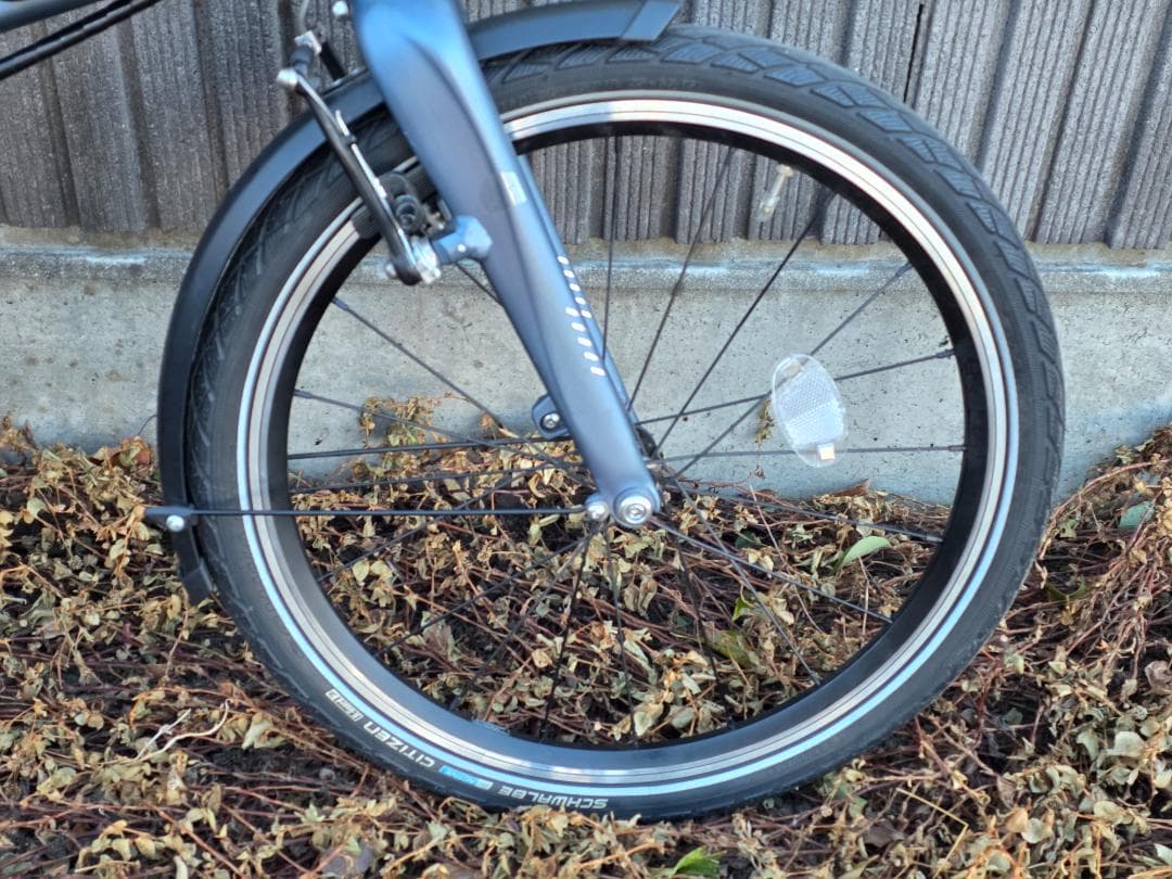 Tern BYB P8 20インチ 最小折り畳み自転車