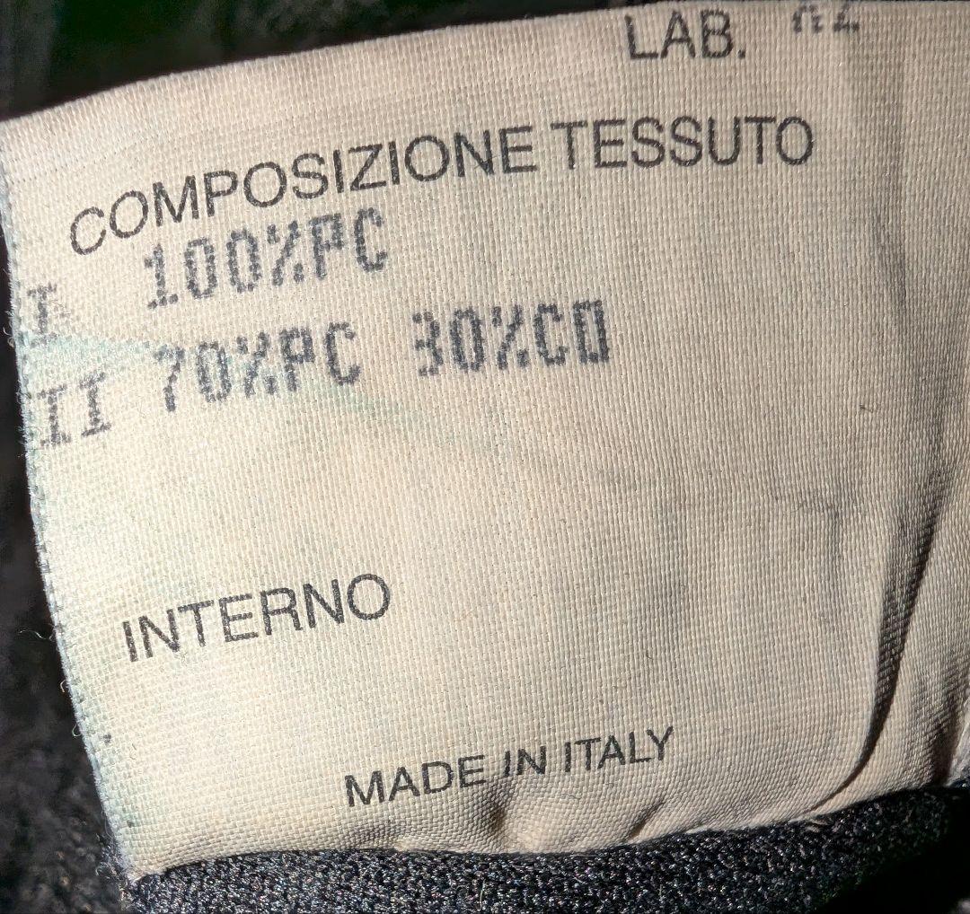 FENDI フェンディ リバーシブル黒コート Lサイズ　男女兼用