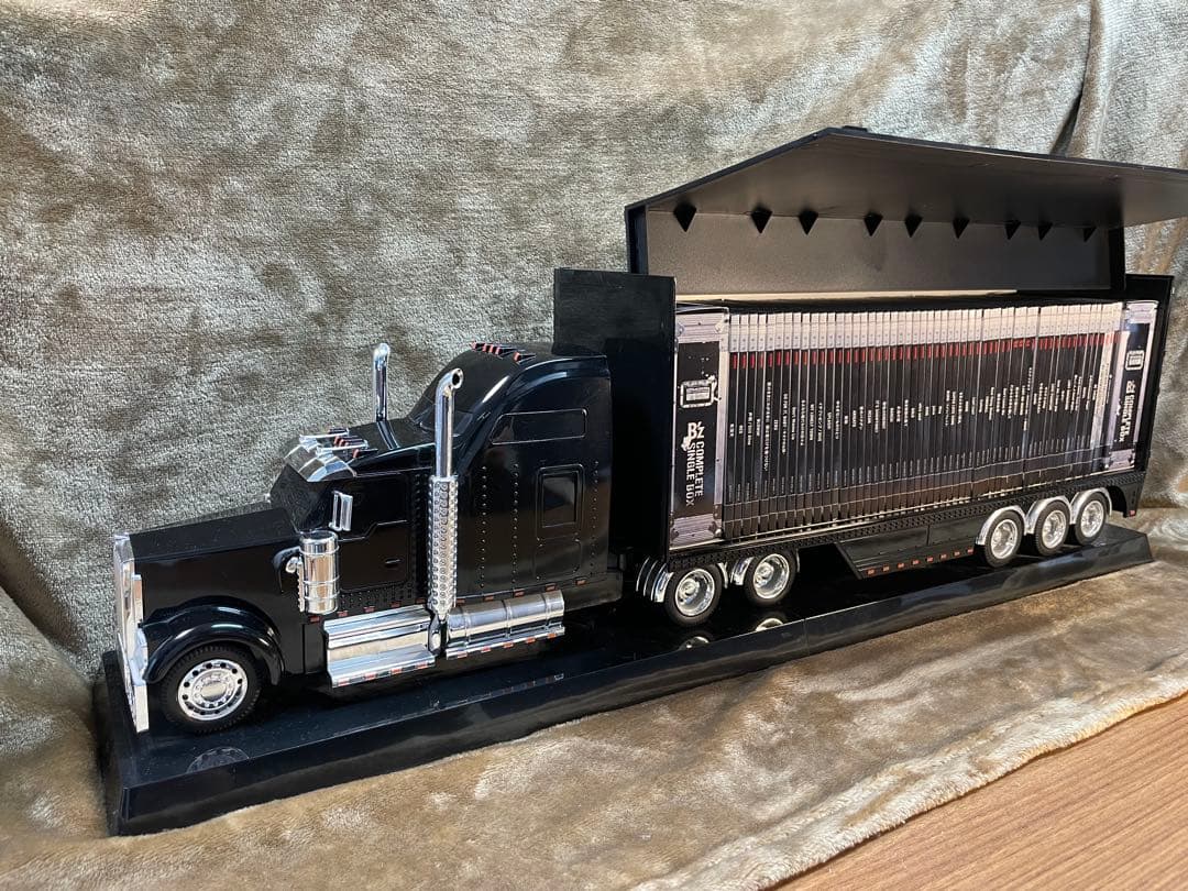 【B'z】トレーラー（COMPLETE SINGLE BOX）