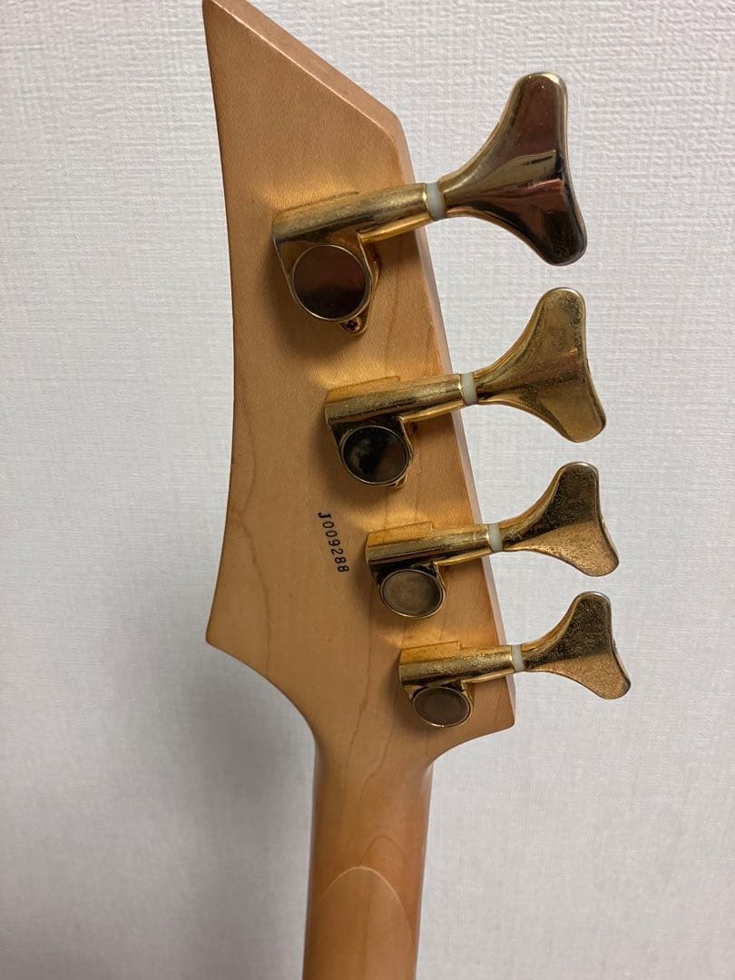 Grover Jackson■エレキベース■ナチュラル　ウッド